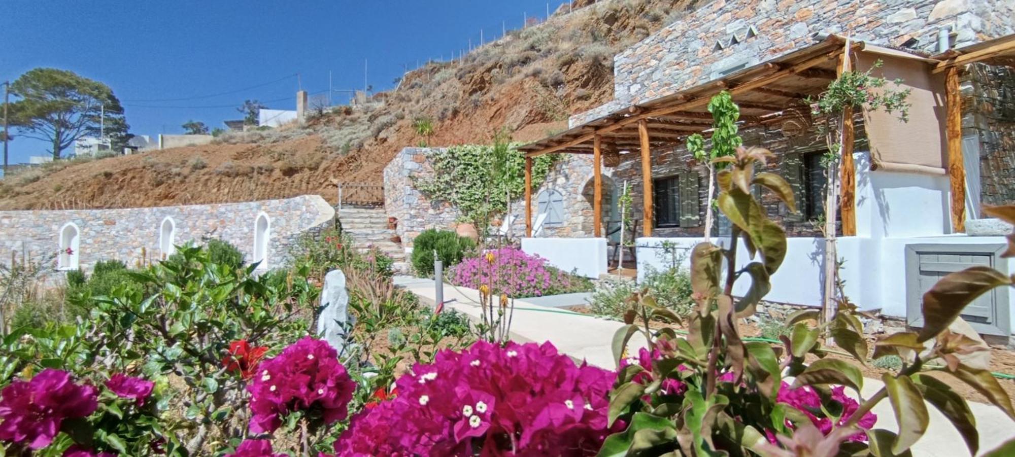 Aliori Art Caves Hotel Aegiali Exterior foto